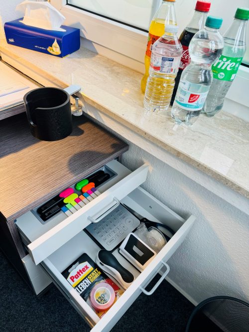 7 scaled rb7unhabmiqydok7yjmafktq82s8siy1t1njp6kqv8 - Tagesbüro Vermietung